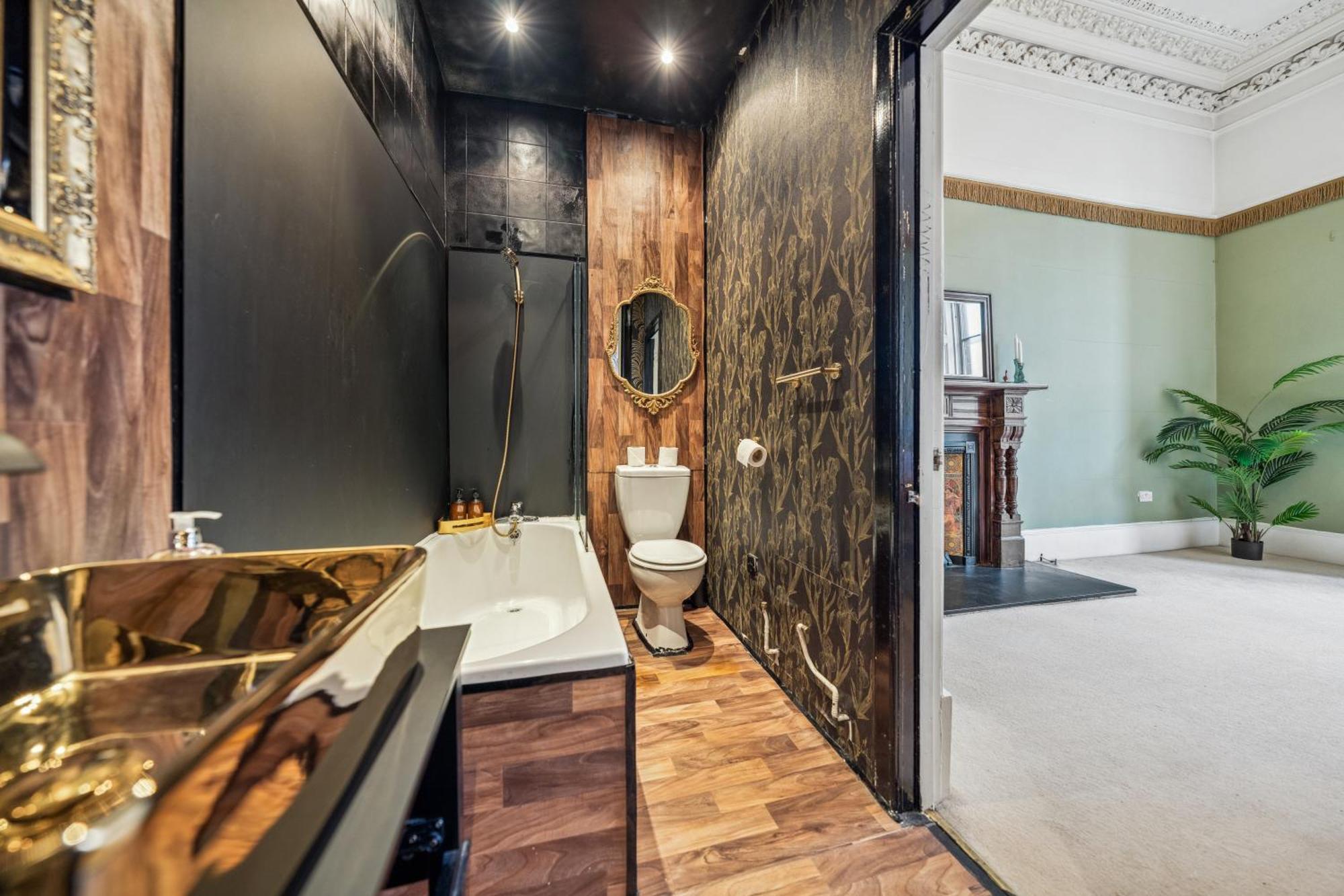 Grand 2 Bed West End Residence グラスゴー エクステリア 写真